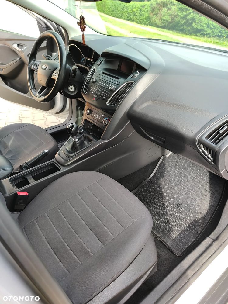 Ford Focus - 19
