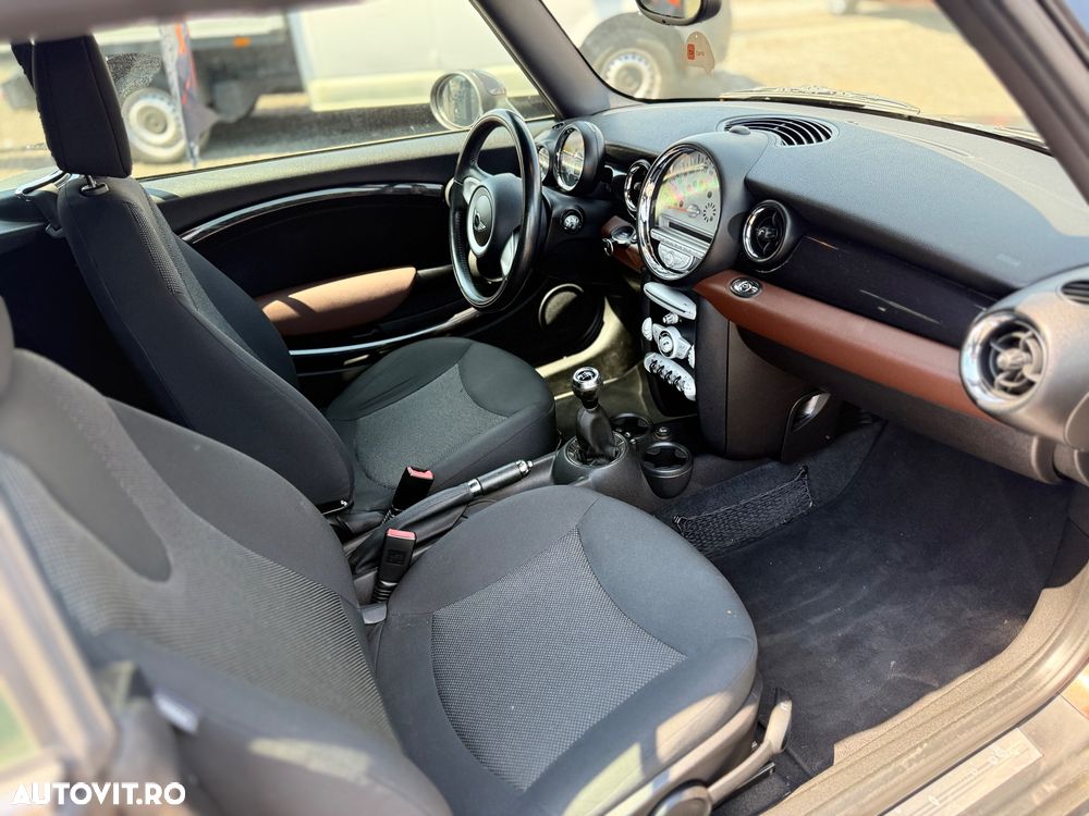 Mini Cooper Standard - 9