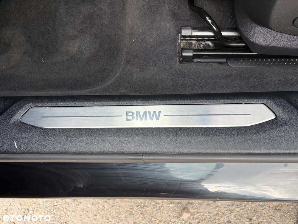 BMW Seria 1 - 25