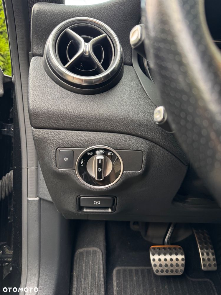 Mercedes-Benz CLA - 19