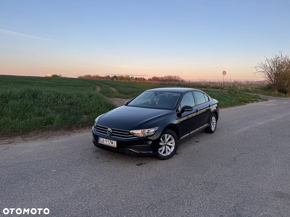 Volkswagen Passat 1.5 TSI EVO Essence DSG - 2