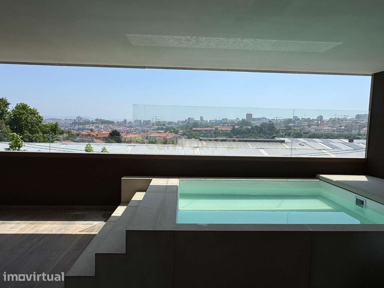 Luxuoso Apartamento com Vista Panorâmica em Vila Nova de Gaia - Grande imagem: 2/30