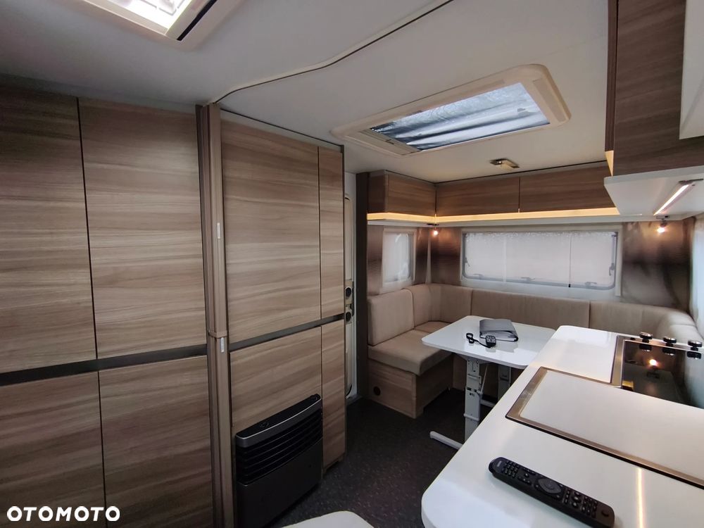 Adria - 25