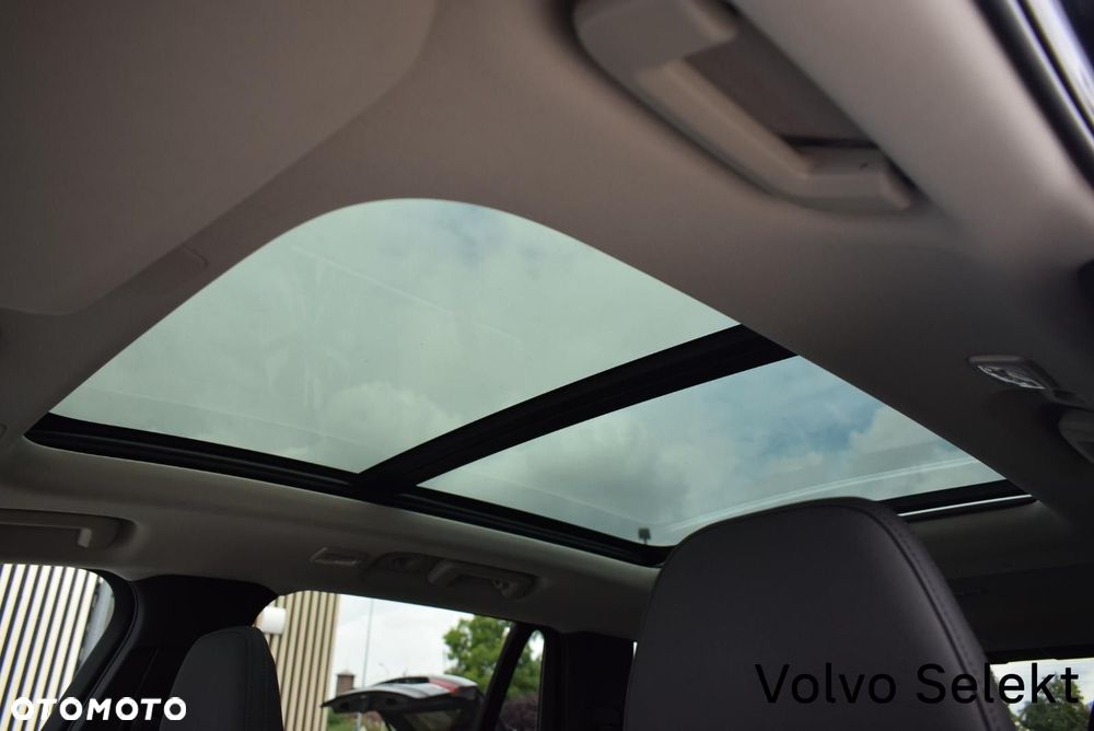 Volvo XC 90 - 21