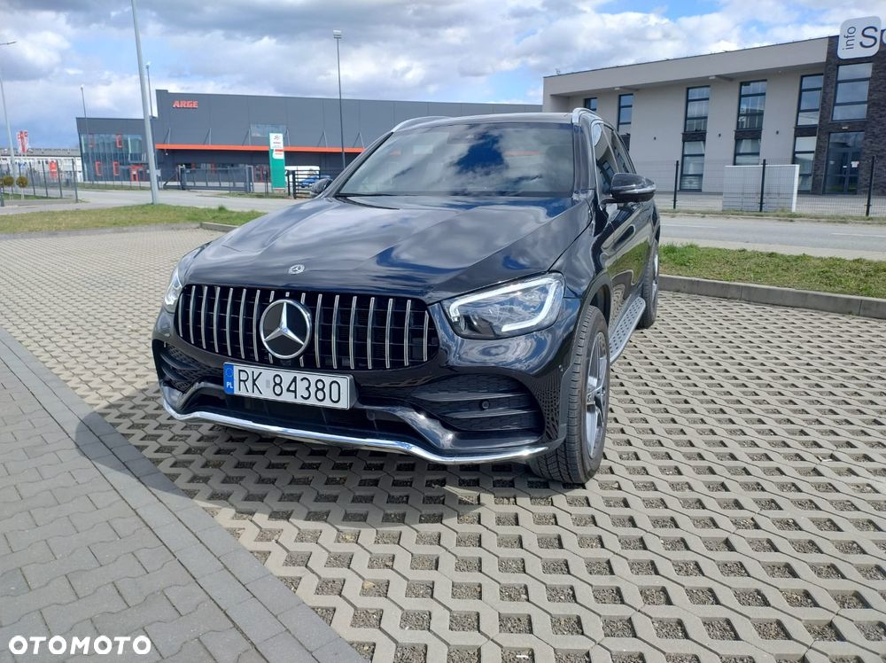 Mercedes-Benz GLC 300 4Matic 9G-TRONIC AMG Line - 6