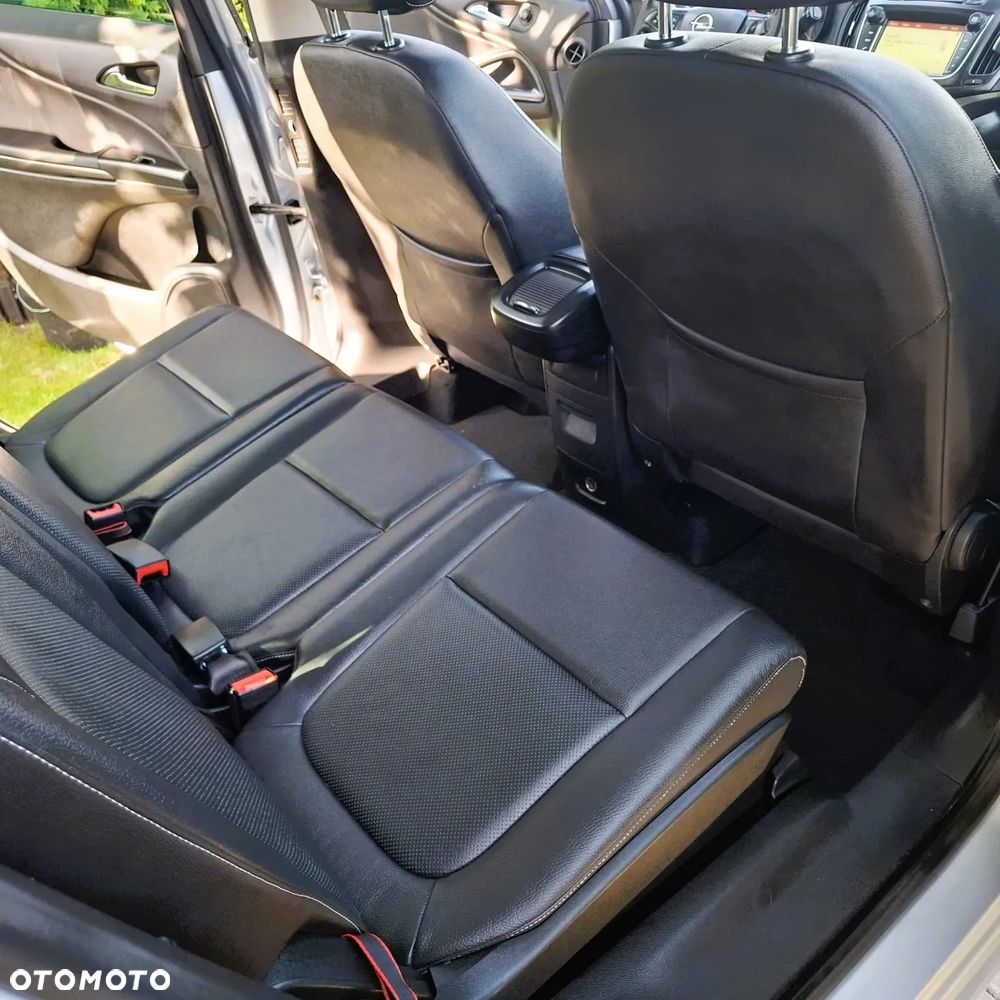 Opel Zafira 2.0 CDTI Cosmo S&S - 27