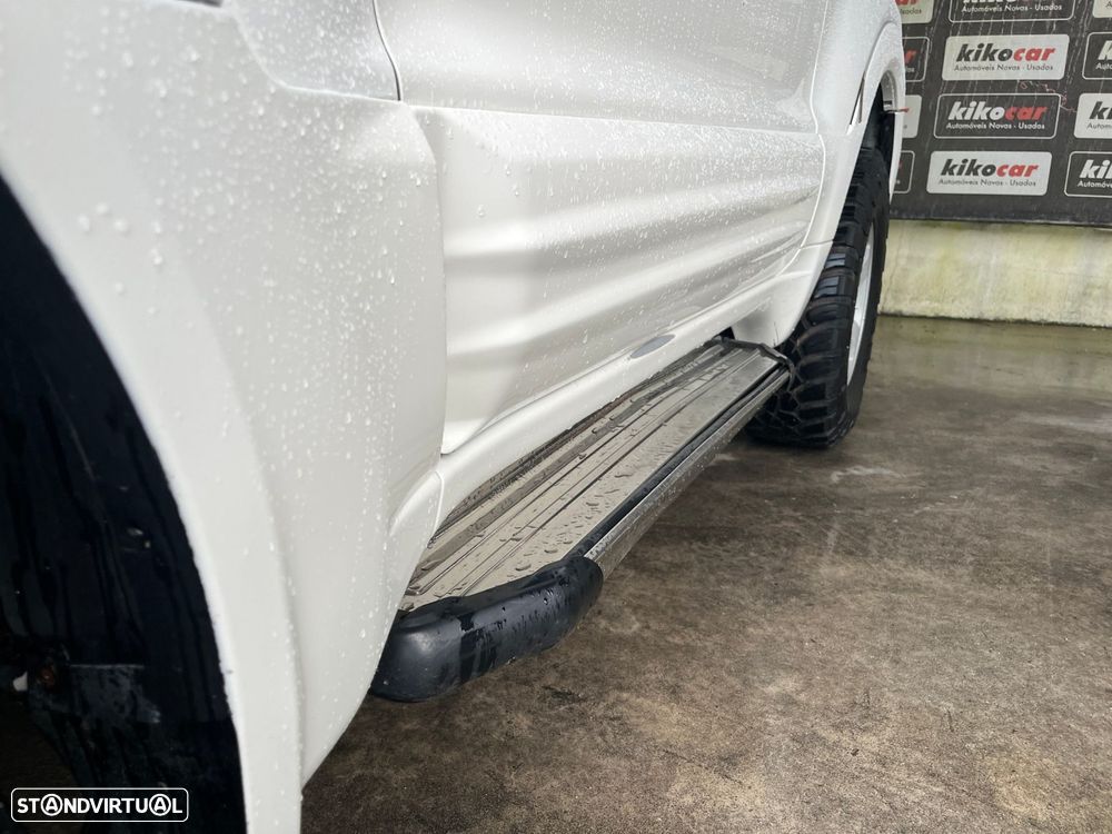 Mitsubishi Pajero 3.2 DI-D GLS - 13