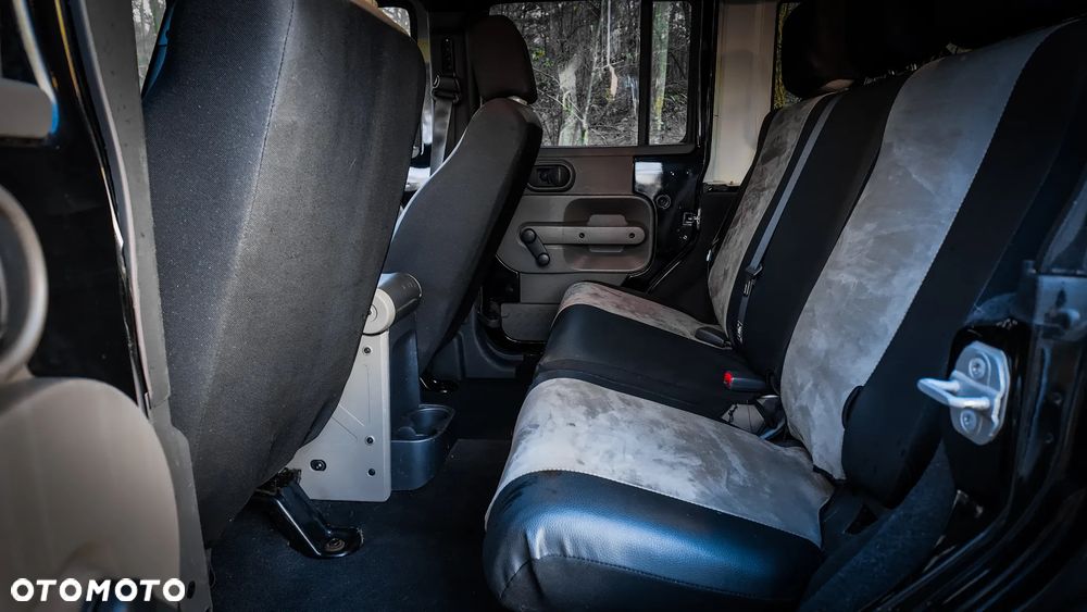 Jeep Wrangler - 20
