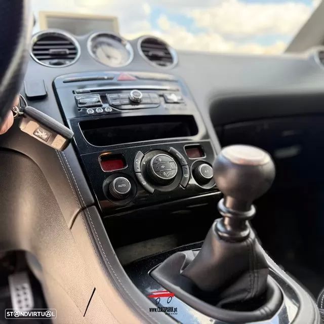 Peugeot RCZ 2.0 HDi - 11