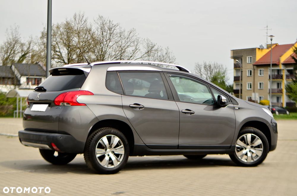 Peugeot 2008 PureTech 82 Style - 11