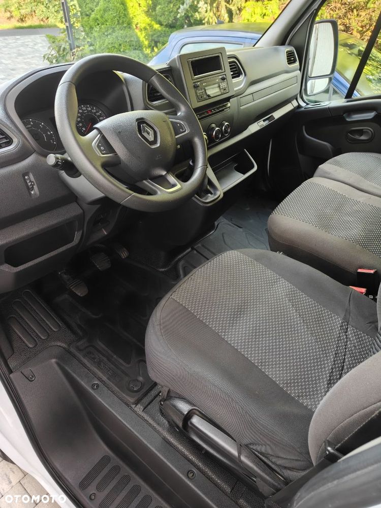Renault Master - 18