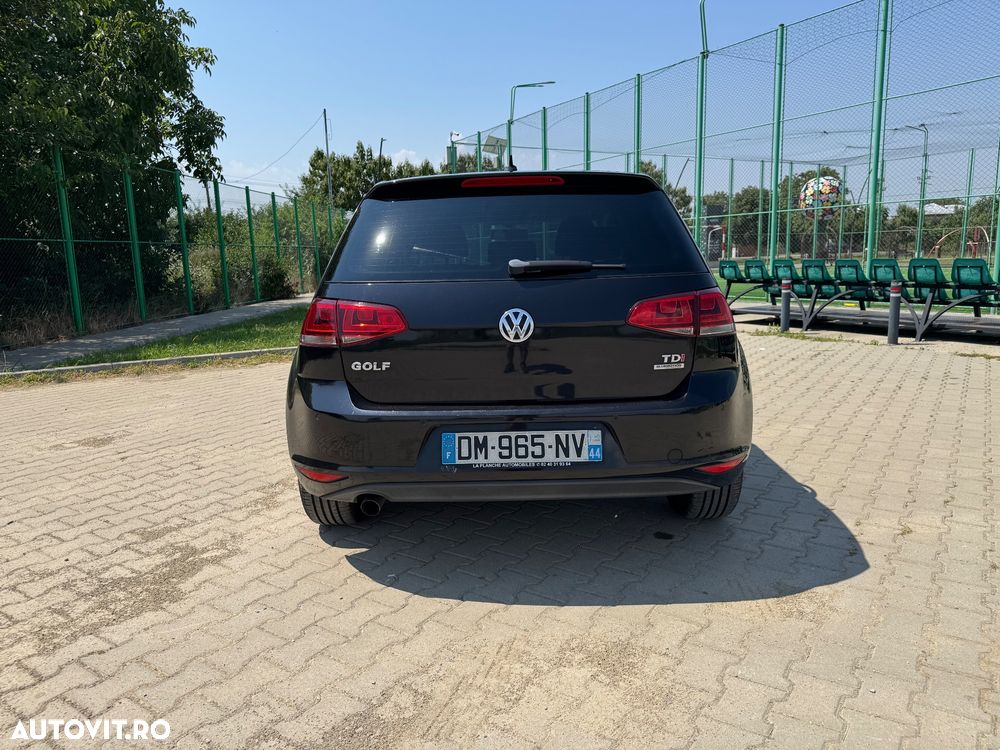 Volkswagen Golf 1.6 TDI DPF Highline - 4