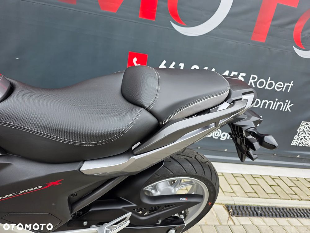 Honda NC - 22