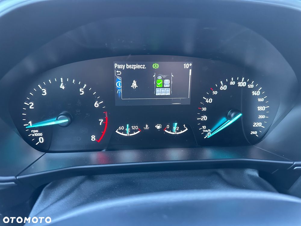 Ford Focus 1.0 EcoBoost Titanium X - 23