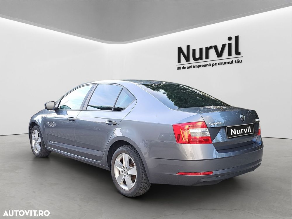 Skoda Octavia - 3