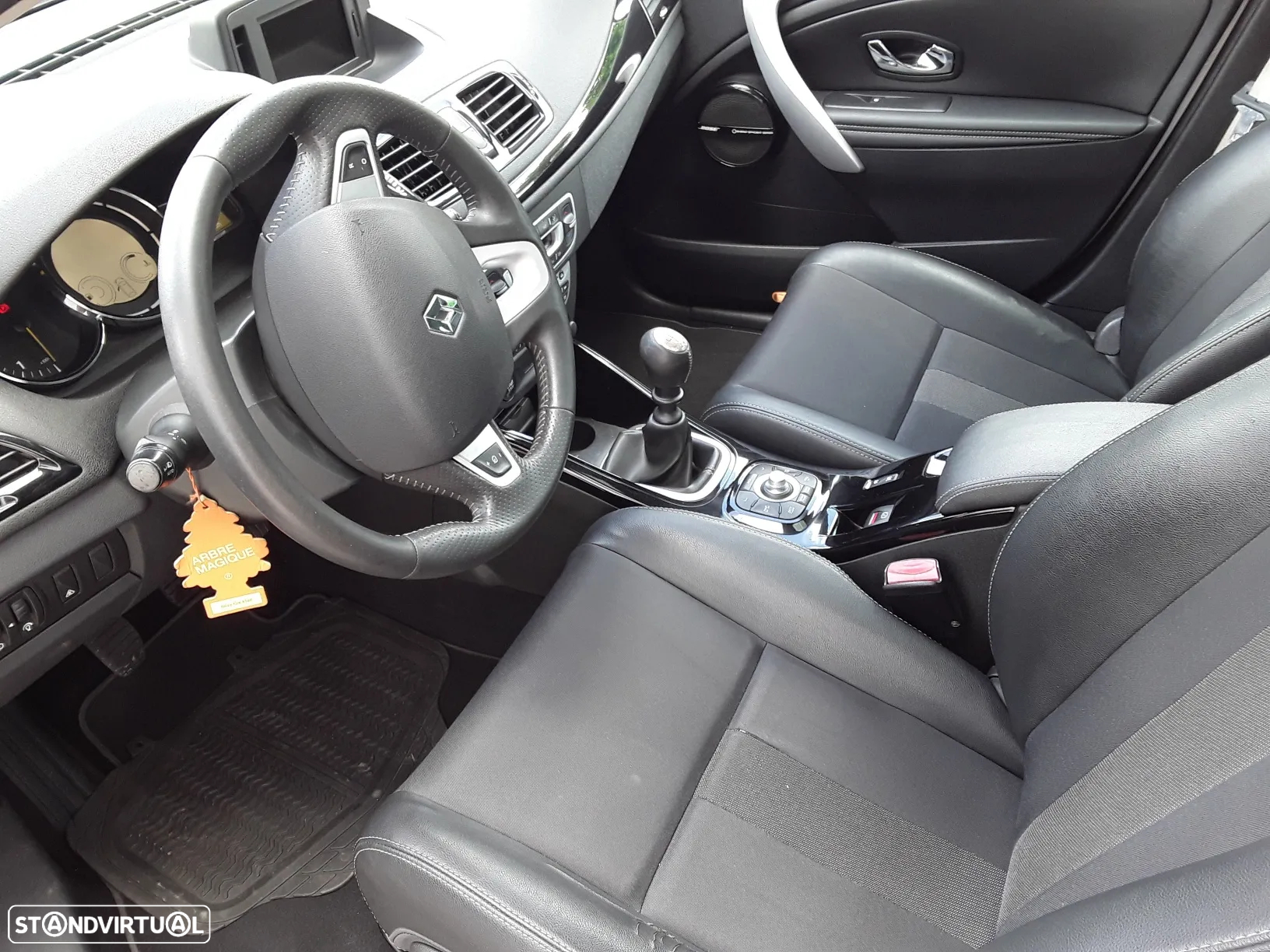 Renault Mégane Sport Tourer 1.5 dCi Bose Edition - 23
