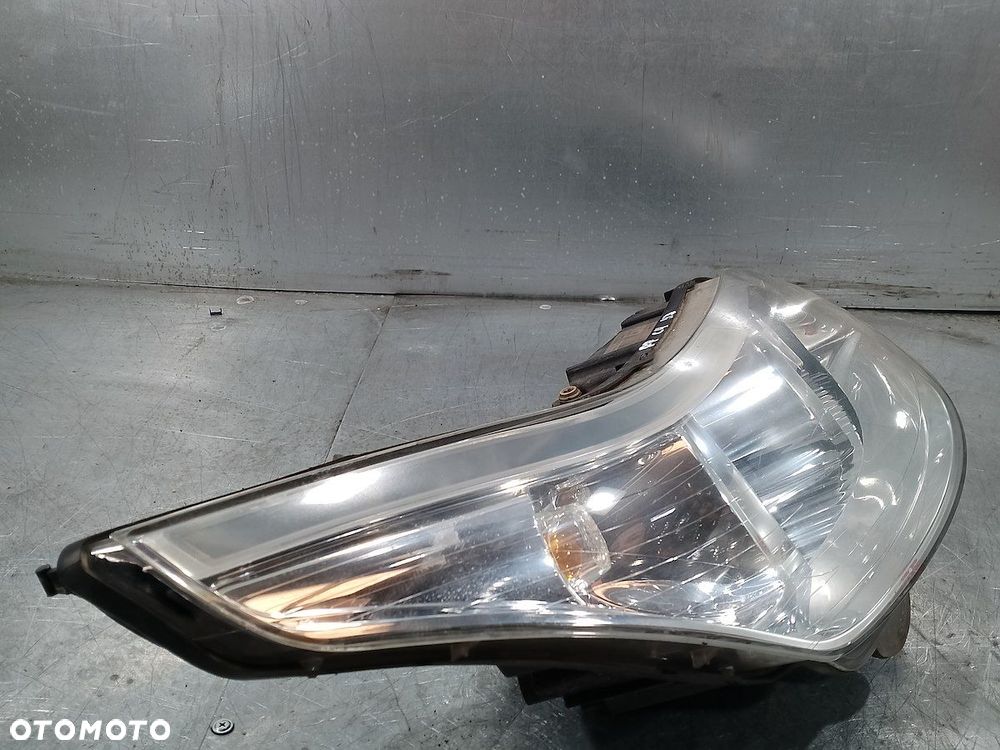 LAMPA PRZÓD PRAWA CITROEN C4 9646893880   89009406 - 7