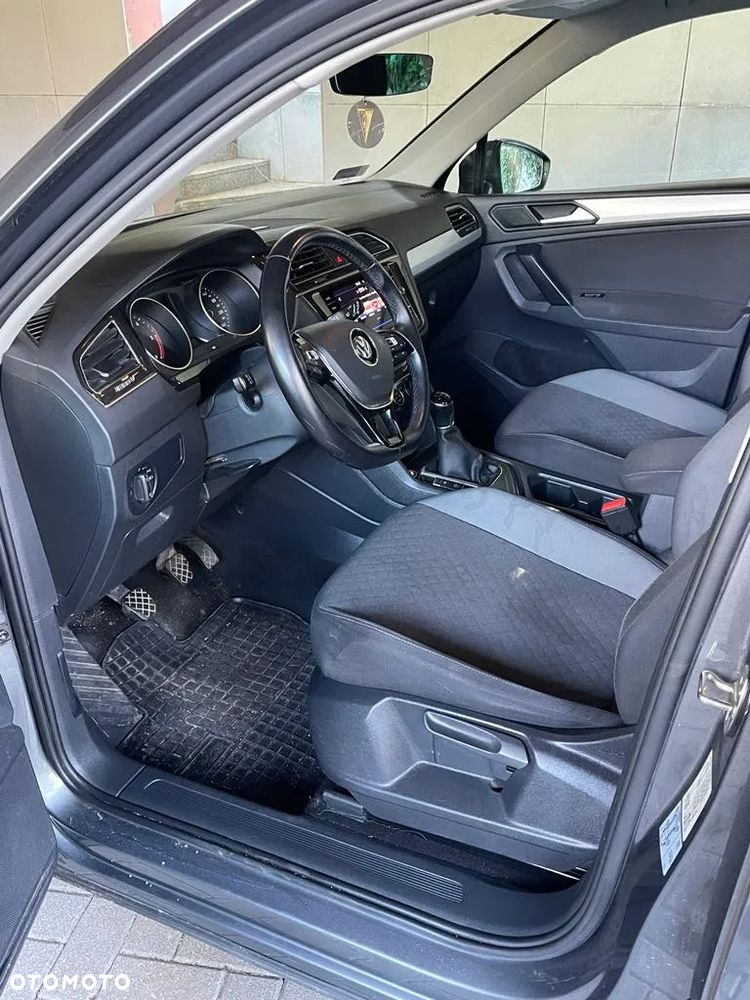 Volkswagen Tiguan 2.0 TDI BMT SCR Comfortline - 9