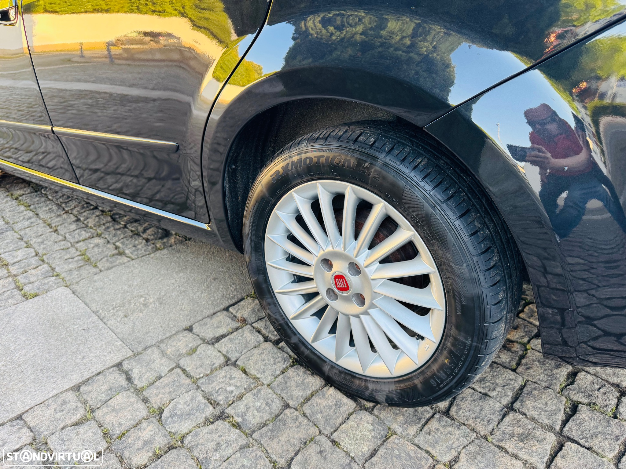Fiat Linea 1.3 M-Jet Emotion Dualogic - 22