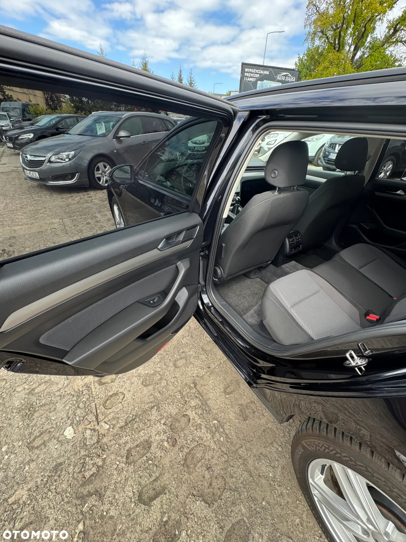 Volkswagen Passat 2.0 TDI BMT Comfortline - 18