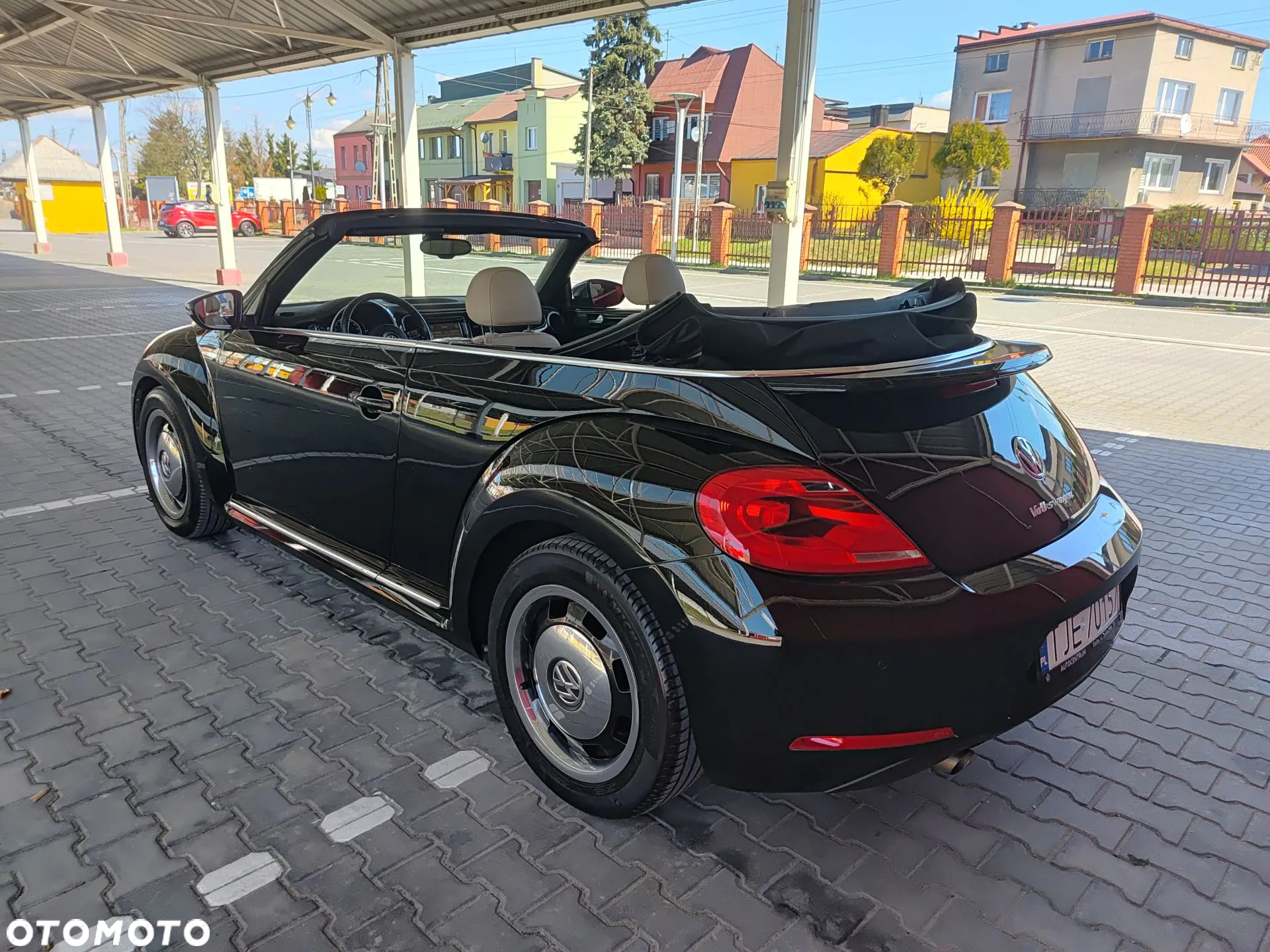 Volkswagen Beetle The Cabriolet 1.6 TDI BlueMotion Technology 50s - 37