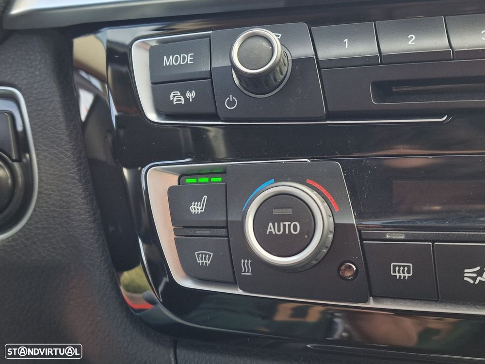 BMW 320 d EfficientDynamics Auto Line Sport - 30