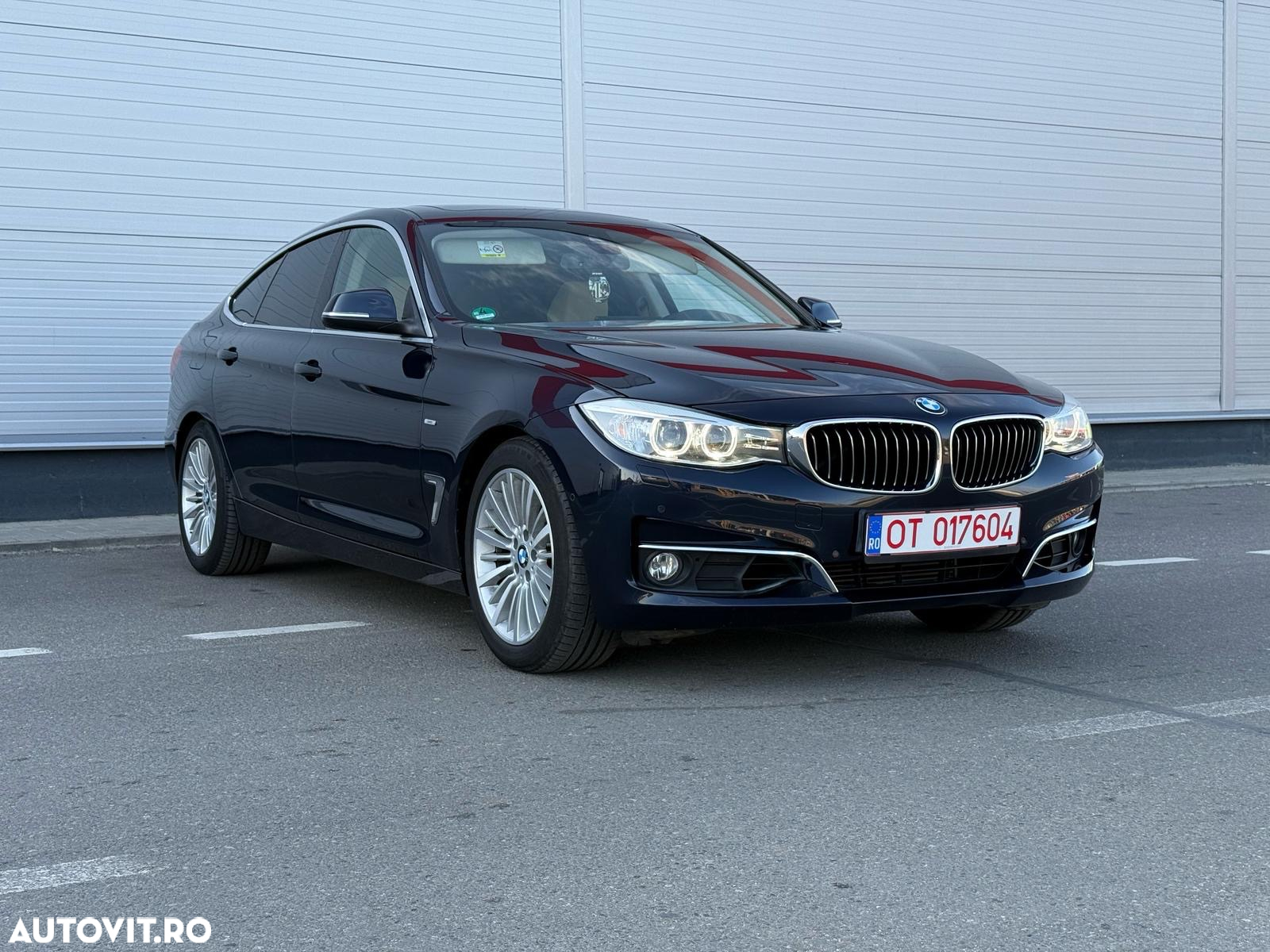 BMW Seria 3 325d GT Aut. Luxury Line - 2