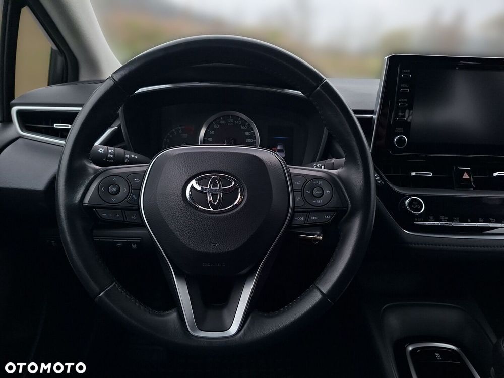 Toyota Corolla - 16