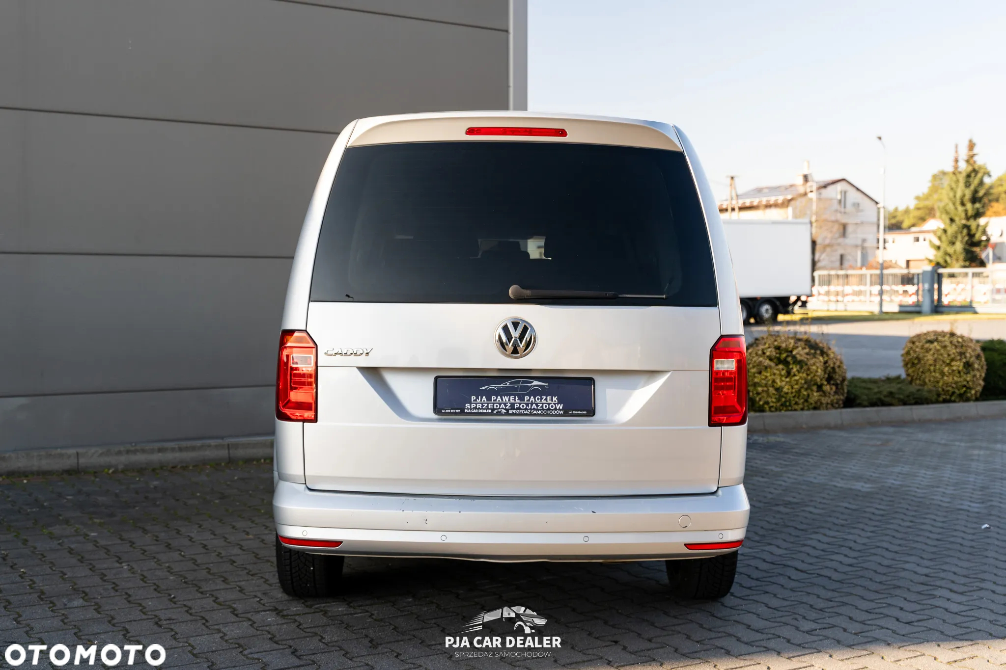 Volkswagen Caddy 2.0 TDI Comfortline - 8