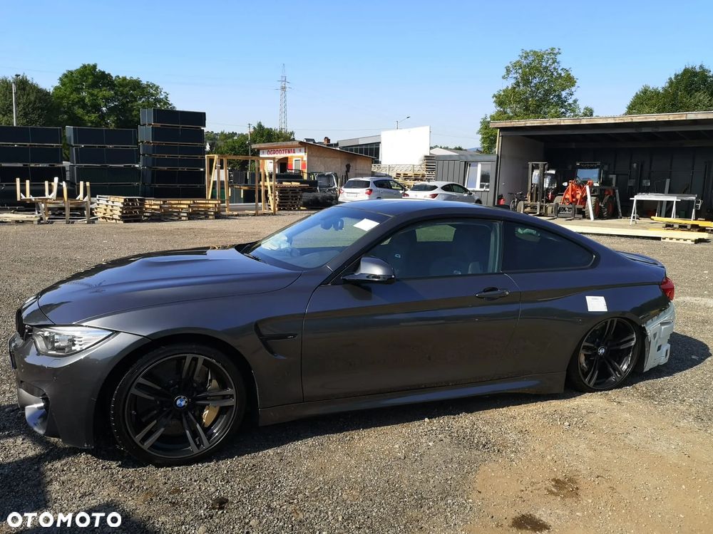 BMW M4 - 9