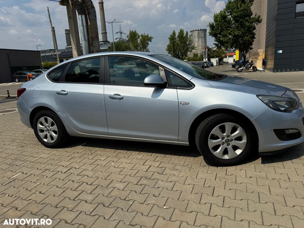 Opel Astra 1.4 Turbo ECOTEC Selection - 5