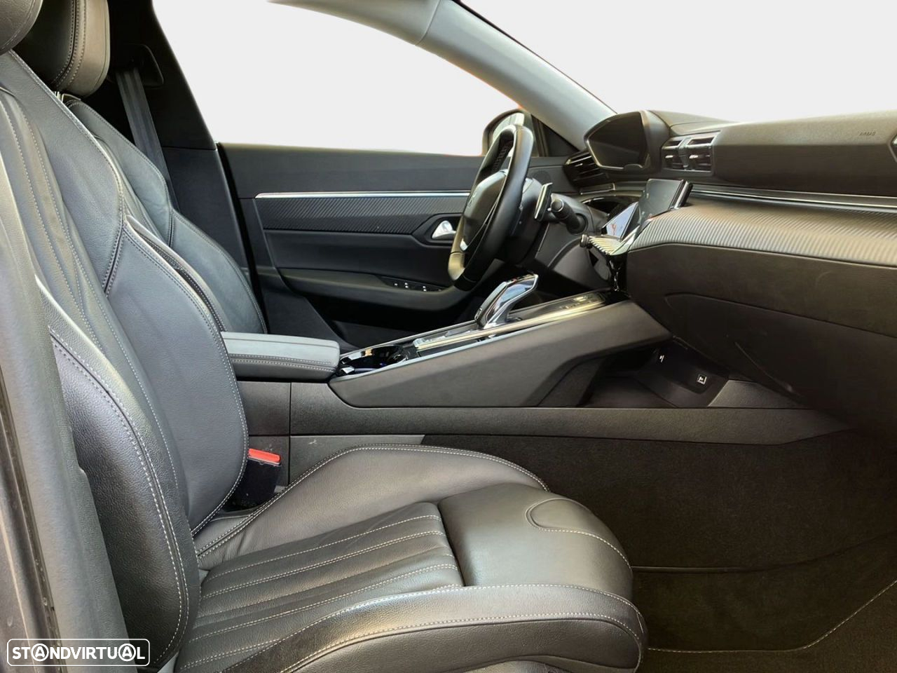 Peugeot 508 1.6 Hybrid Allure e-EAT8 - 19