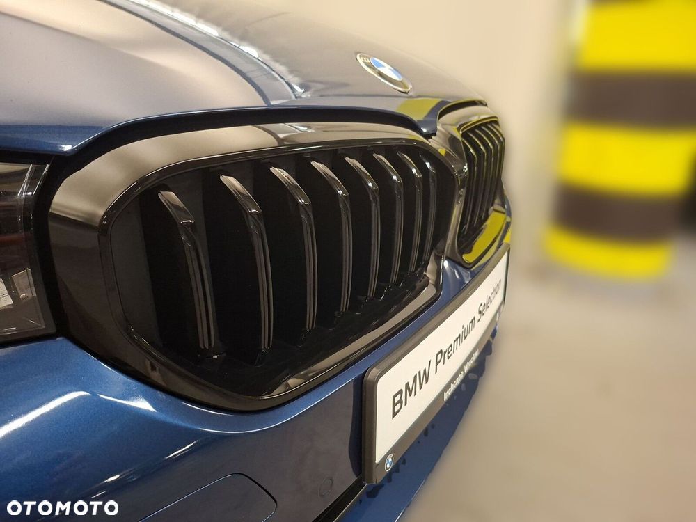 BMW Seria 5 520d xDrive MHEV M Sport sport - 23