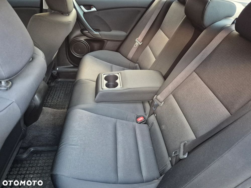 Honda Accord 2.0 Executive - 13