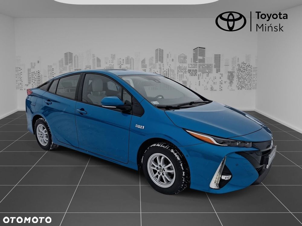 Toyota Prius - 4