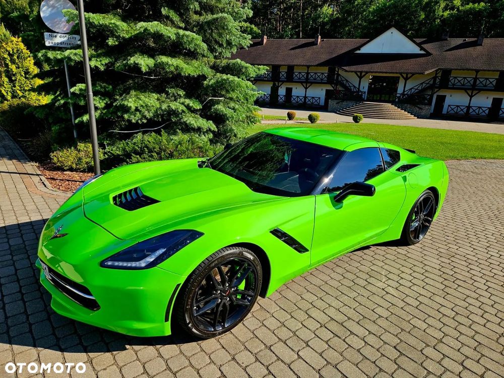 Chevrolet Corvette - 1