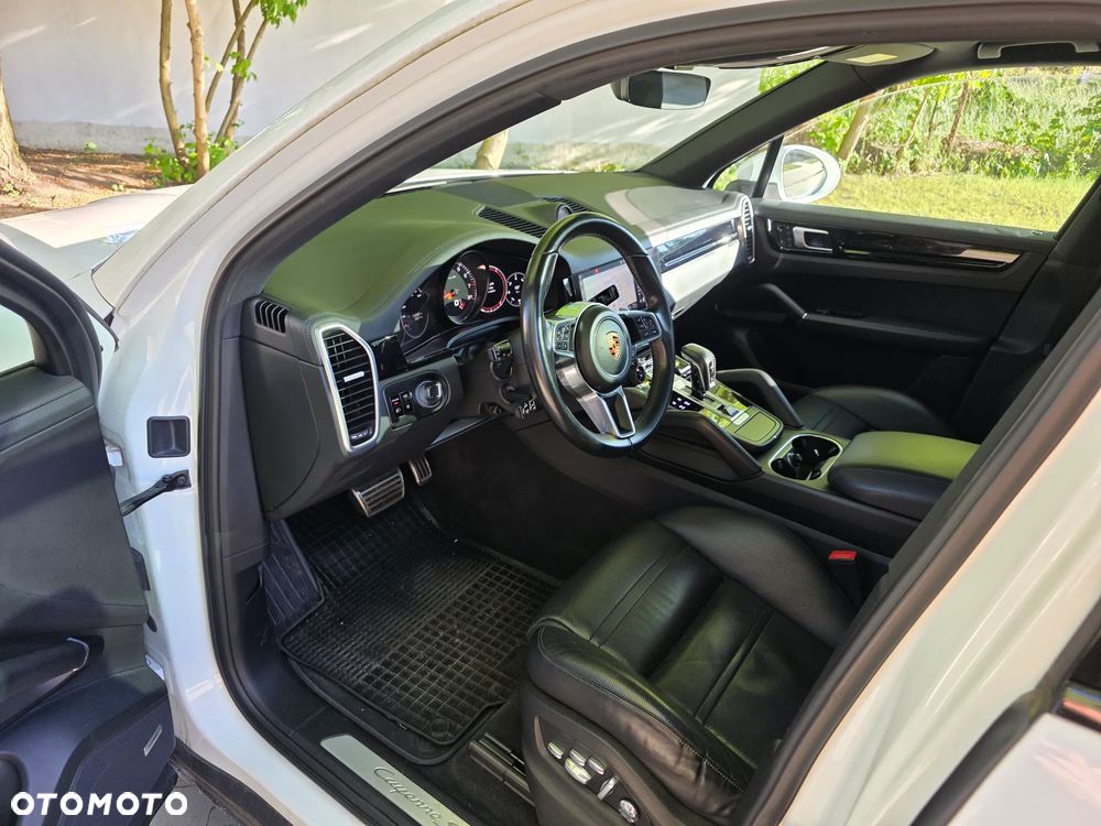 Porsche Cayenne S - 6