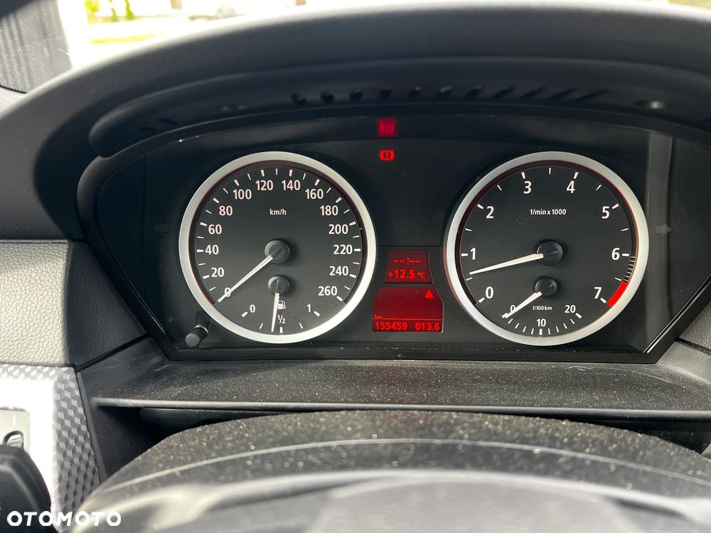 BMW Seria 5 523i - 20
