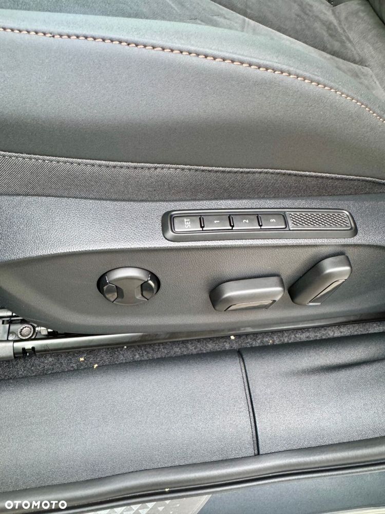 Cupra Terramar 2.0 TSI 4Drive DSG - 28