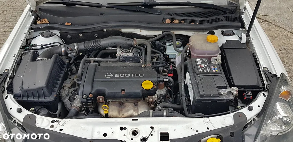 Opel Astra GTC 1.4 - 16