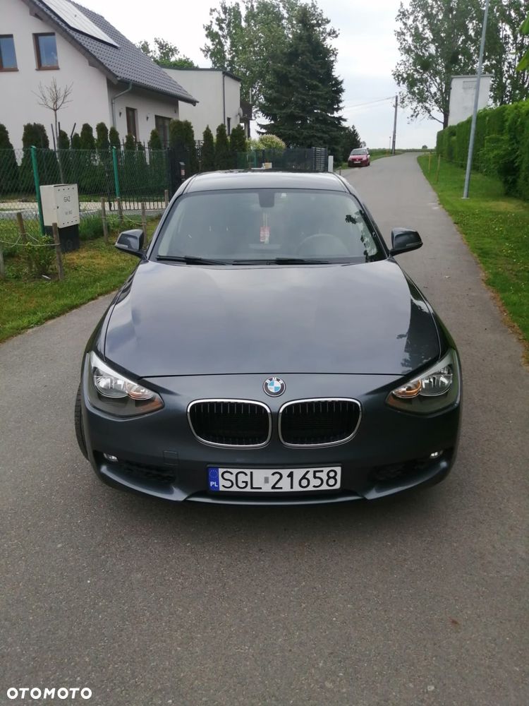 BMW Seria 1 116d Sport Line - 10