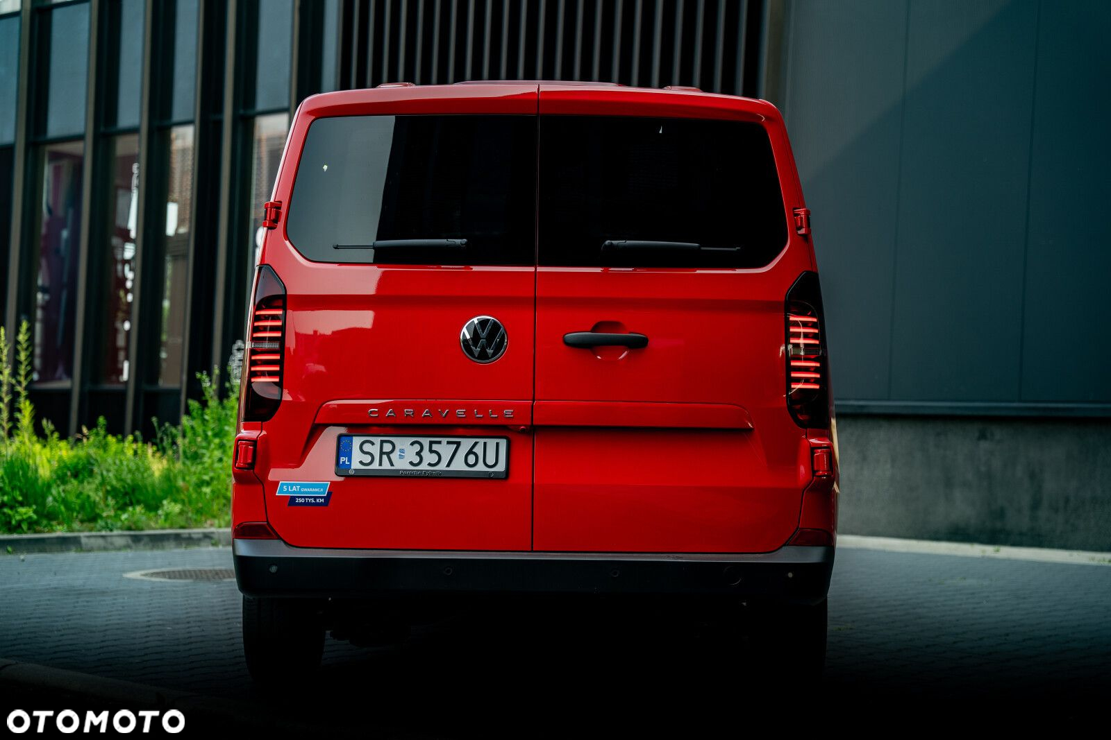Volkswagen Caravelle - 4