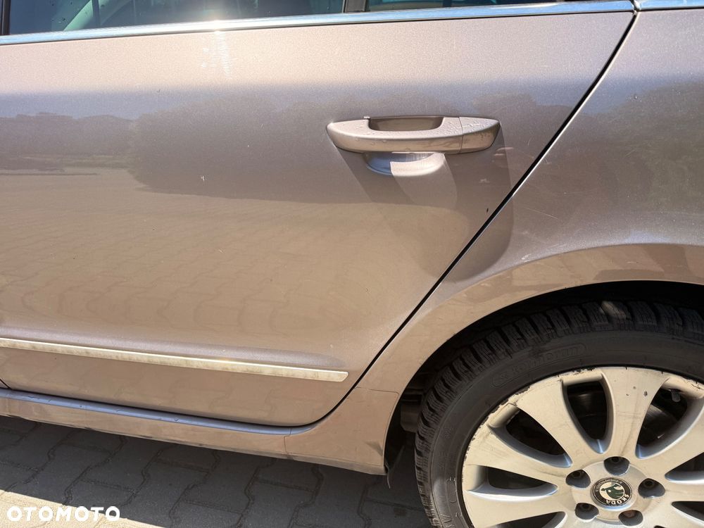 Skoda Superb 2.0 TDI 4x4 Platinum - 10