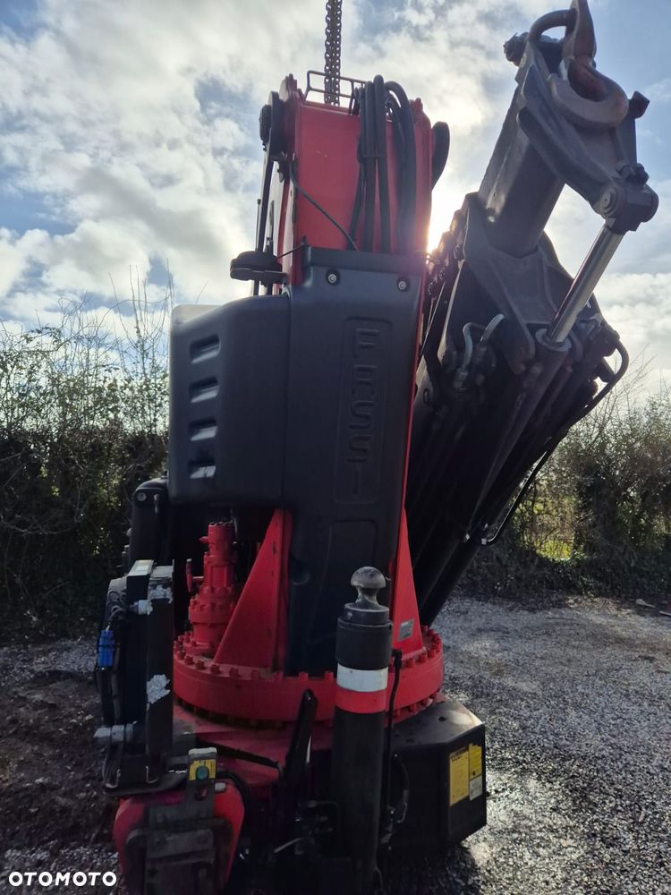 Inny HDS Dzwig żuraw Fassi F660 duży!! 6 razy wysuw hydrauliczny! Dodatkowe podpory. RADIO !!! Mało używany. HIAB Effer Palfinger HMF - 9