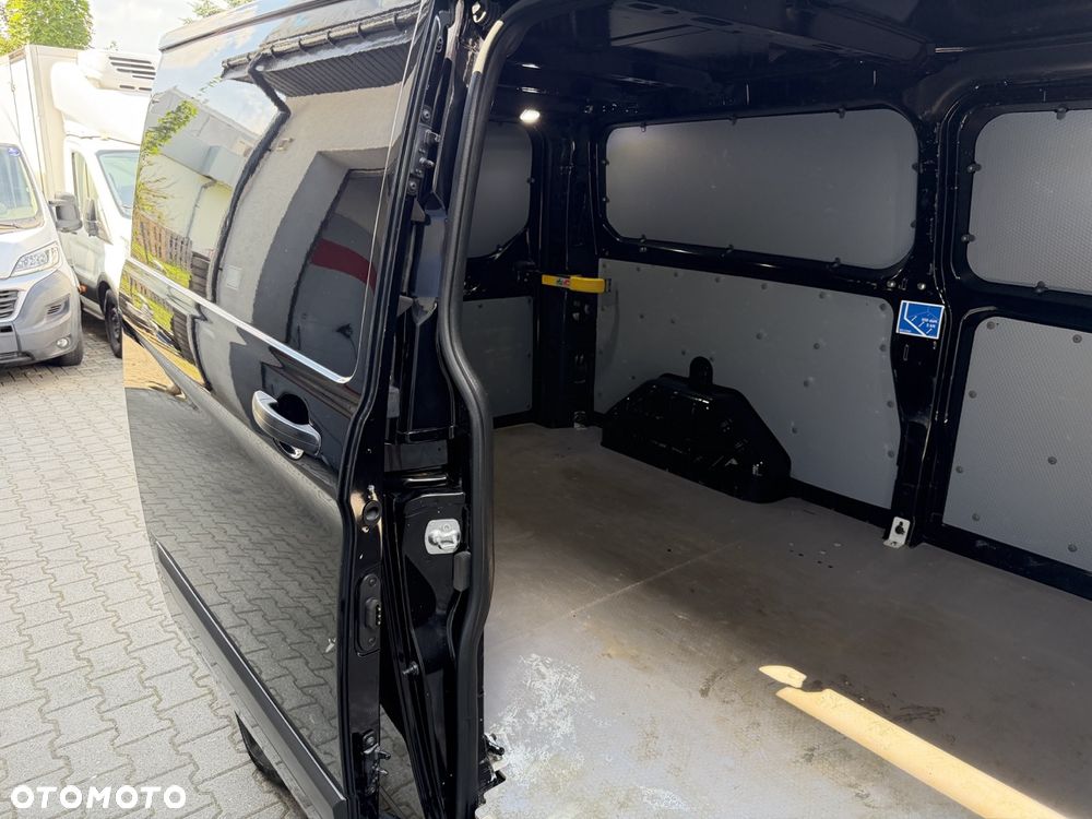 Ford Transit Custom - 28