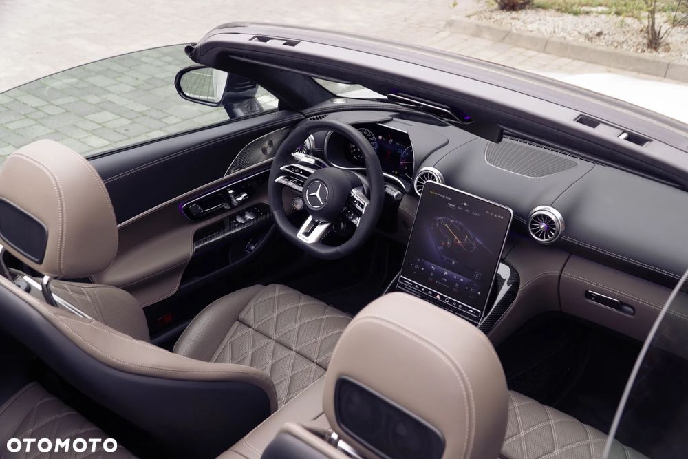 Mercedes-Benz SL AMG 63 4-Matic+ - 25