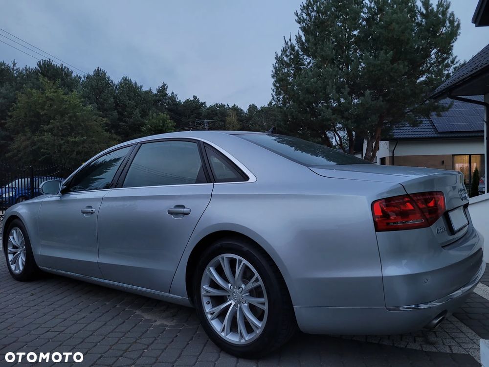 Audi A8 - 6