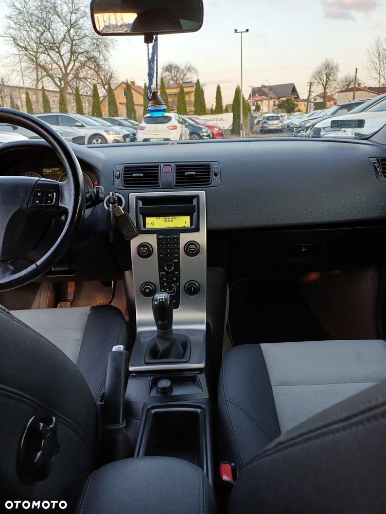 Volvo C30 1.6D DRIVe Momentum - 19