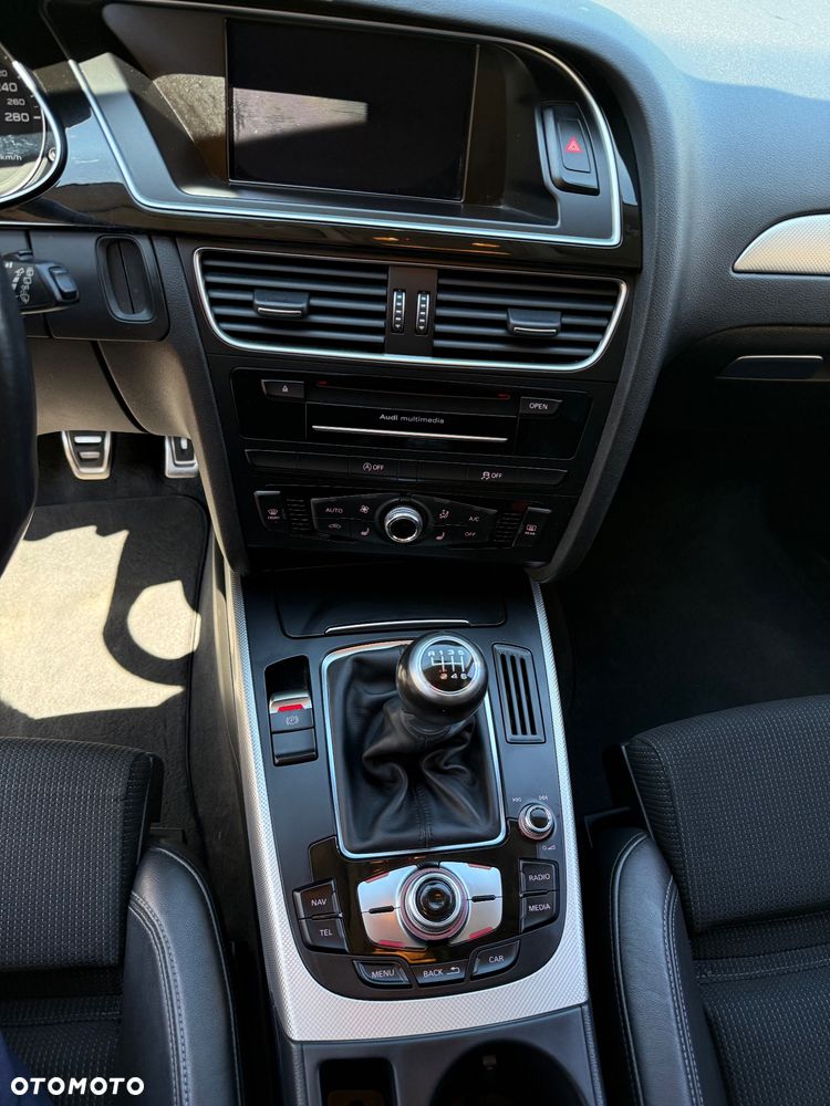 Audi A4 Avant 2.0 TDI ultra sport - 25