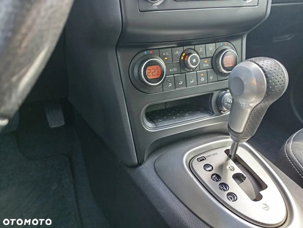 Nissan Qashqai 2.0 I-Way CVT - 15
